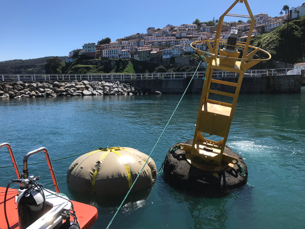 Towing and installation of sewage water pipeline marking buoys and deadman anchors