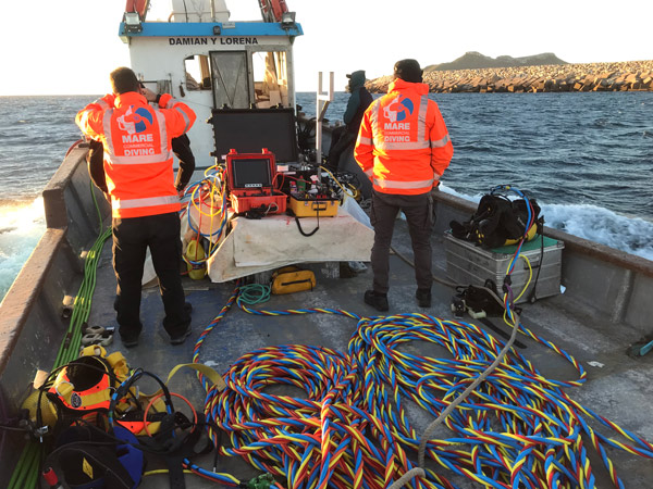 Underwater work on desalination plant catchment inlets