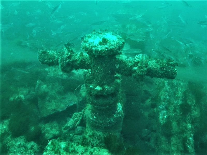 Inspection of underwater sewage water pipelines