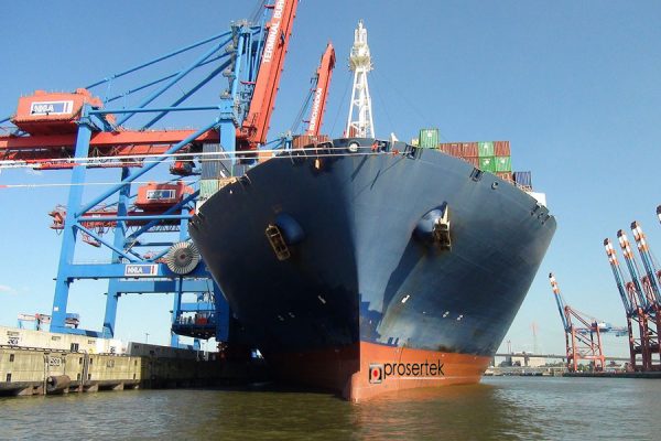 Nuevas necesidades portuarias para los mega portacontenedores