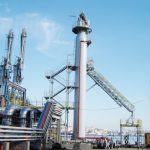 Column gangway with jointed crane at El Ferrol