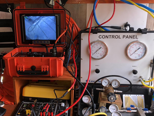 Substitution of clarified water pump foot valves in chemical companies