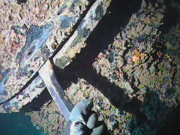 Substitution of clarified water pump foot valves in chemical companies